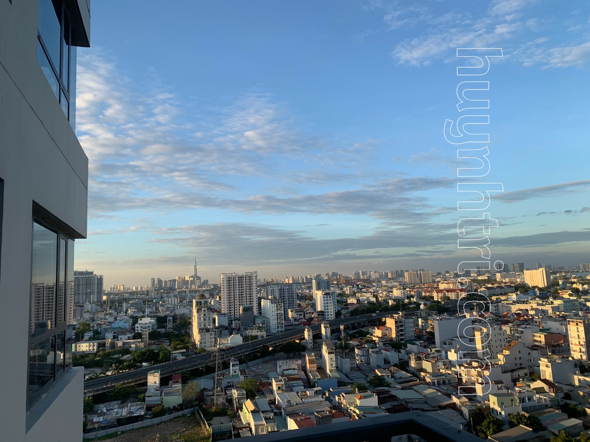 slider discover image